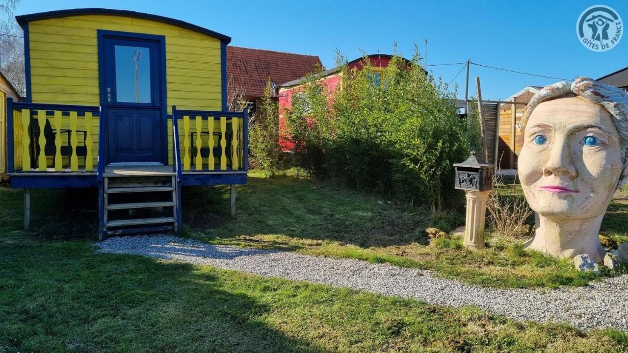 Roulotte et Jacuzzi au Domaine du Reuze Villa Winnezeele Exterior foto
